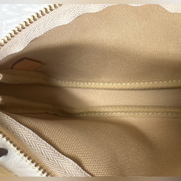 Authentic Louis Vuitton Limited Edition Damier Azur Mini Pochette 2018 ✨ - Picture 9 of 12